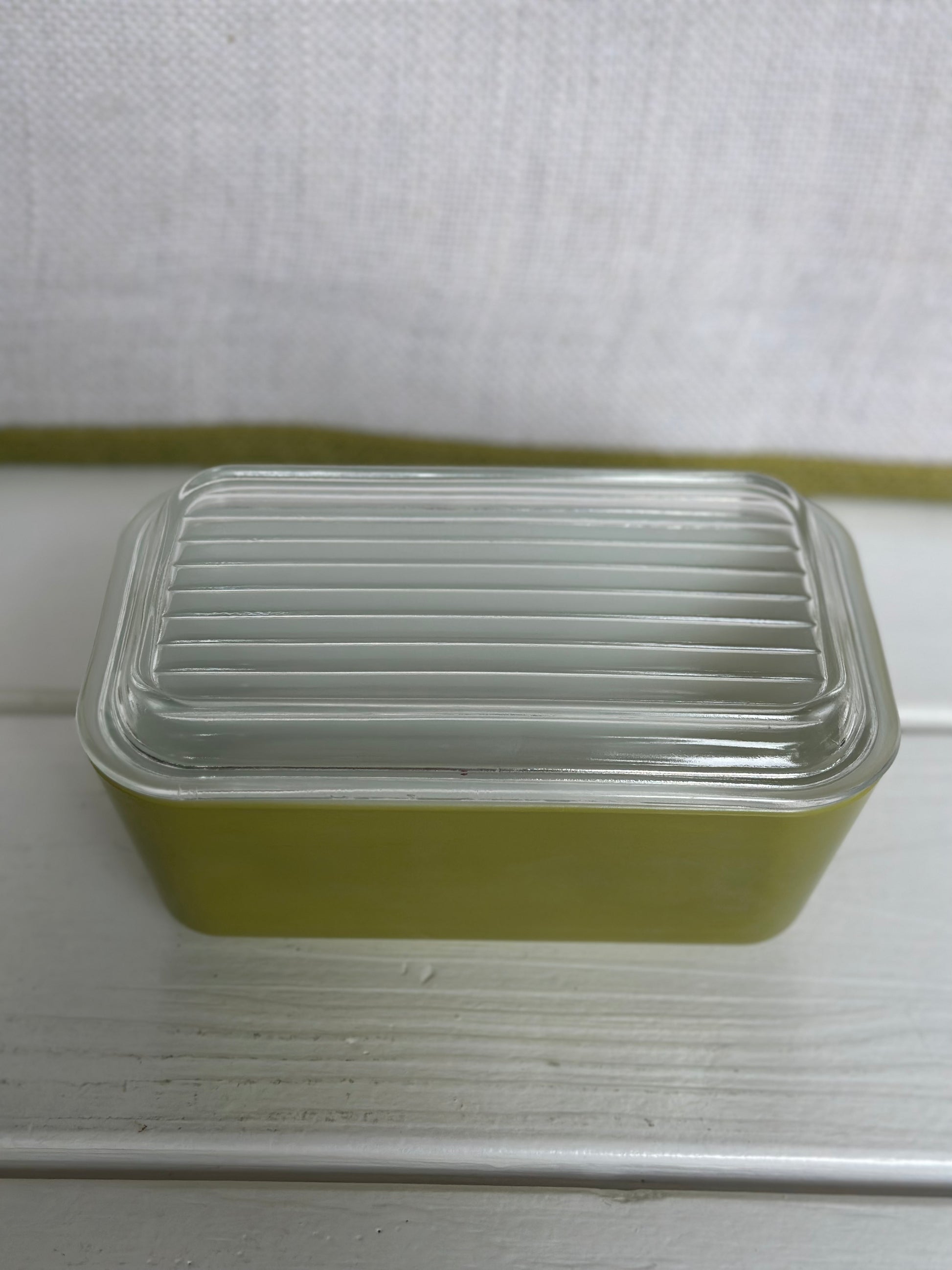 Piatto frigorifero Pyrex Early American con coperchio 502 1,5