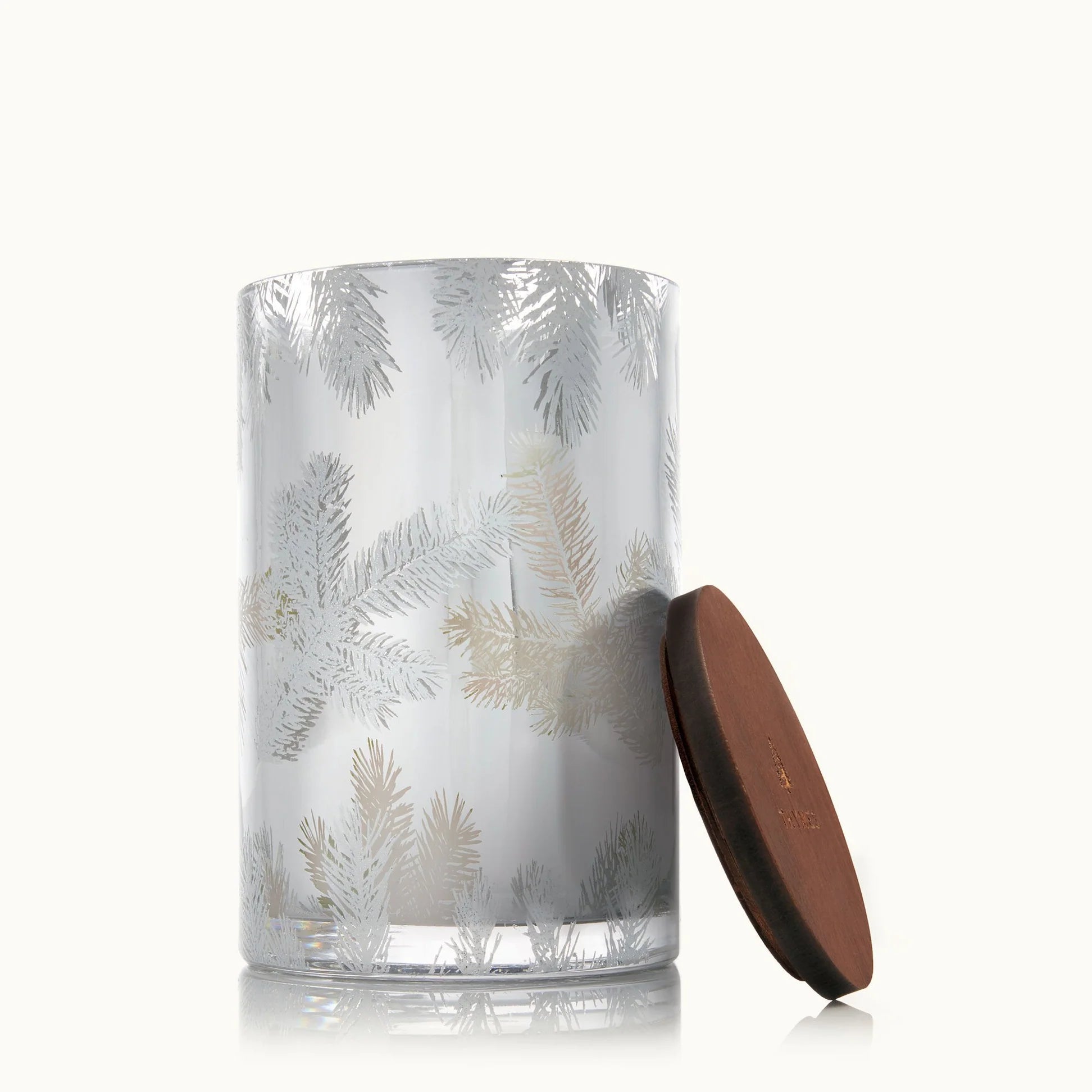 Frasier Fir Statement Medium Luminary Candle - Thumbnail 3