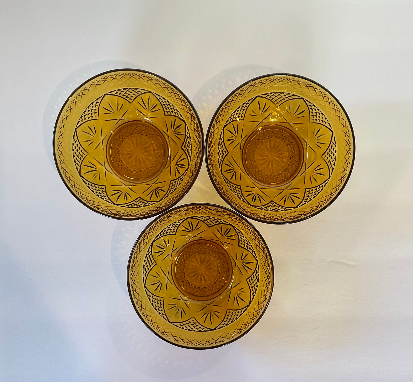 Luminare France Cris D'arques, Durand Amber Small Bowls, Set of 3