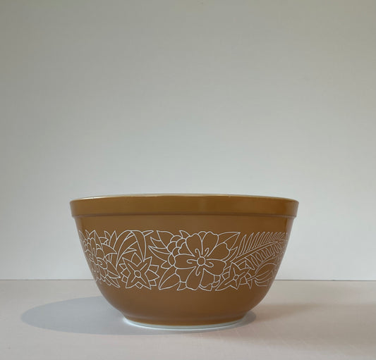 Vintage Pyrex 402 Mixing Bowl, Woodland