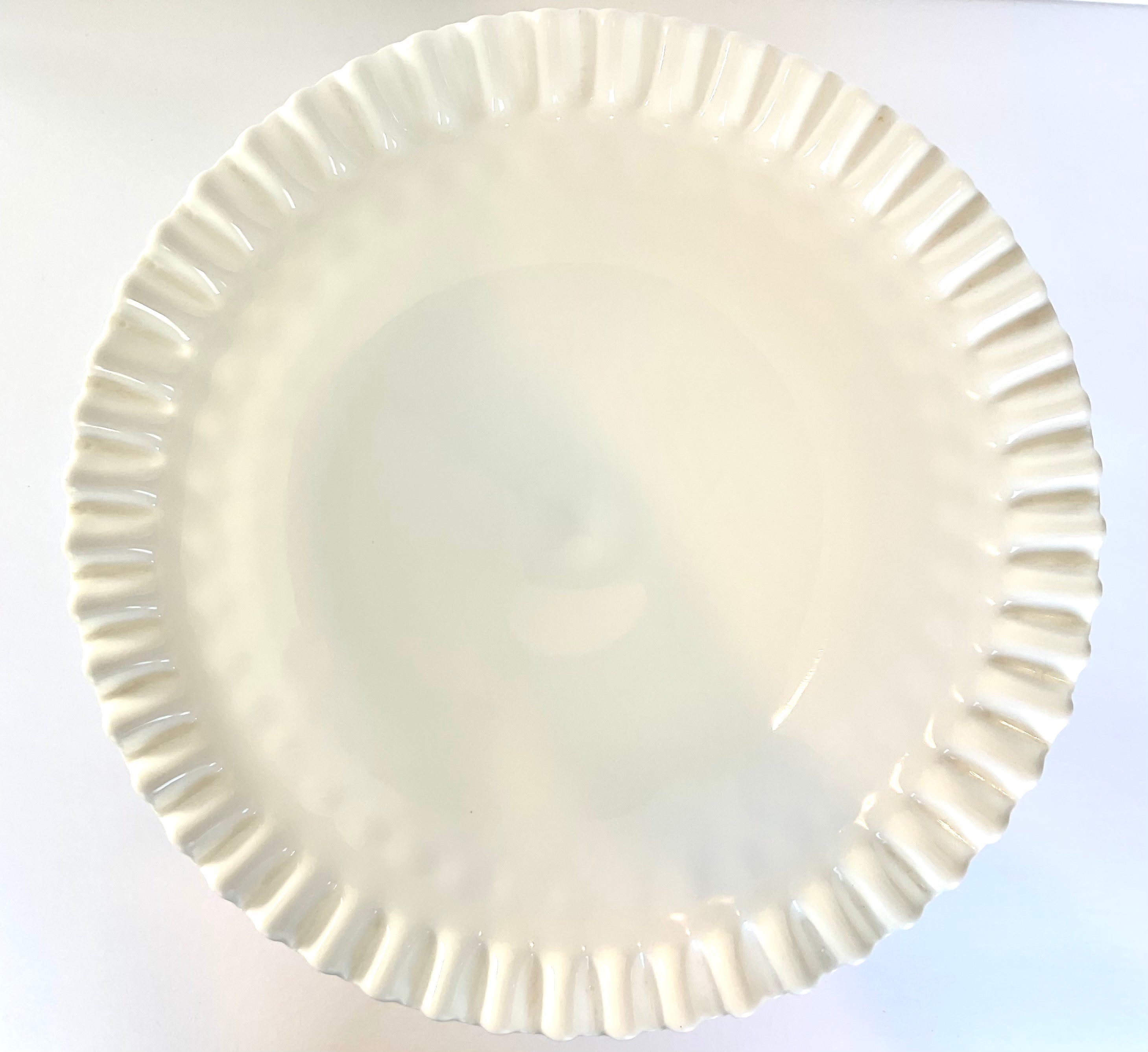 Milk Glass – The Cupboard Shop