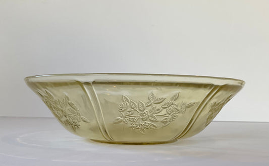 Vintage Yellow Depression Glass, Berry Bowl 8 1/2", Serving Bowl, Sharon Cabbage