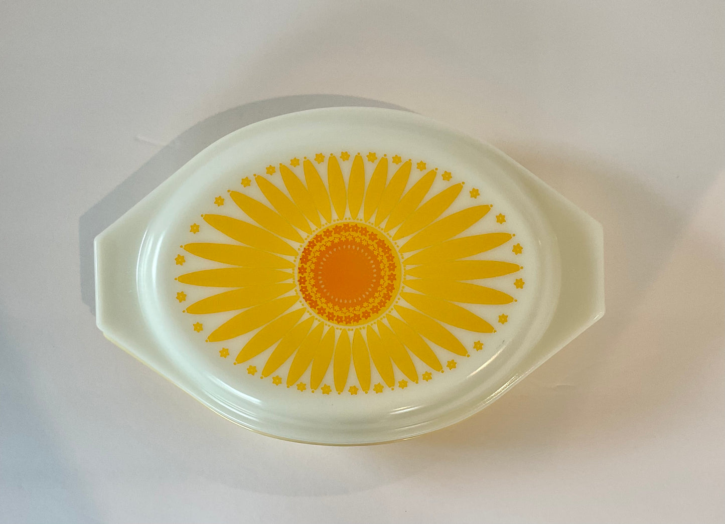 Vintage Pyrex Sunflower Lid Divided Casserole Dish, 1 1/2 Qt
