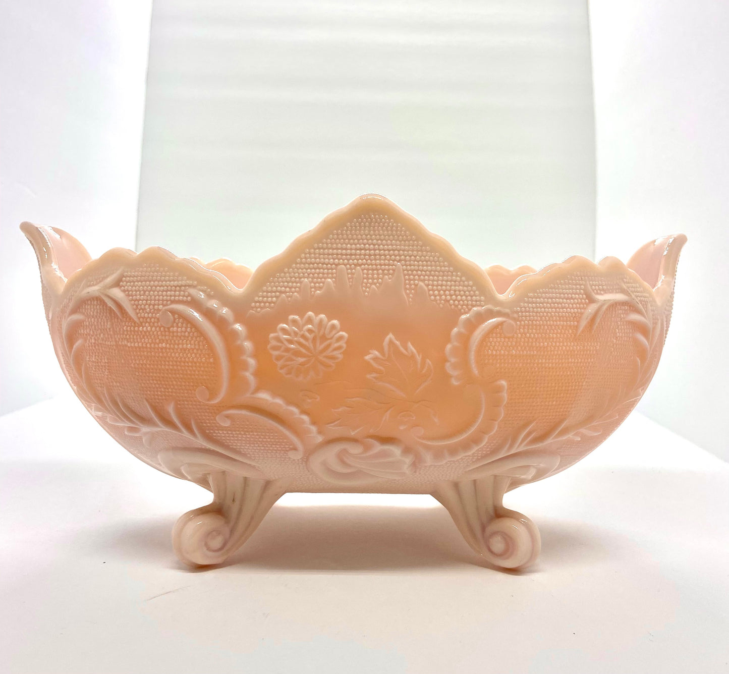 Vintage Jeanette Lombardi Scroll Footed Shell Pink Console Bowl/Center Piece