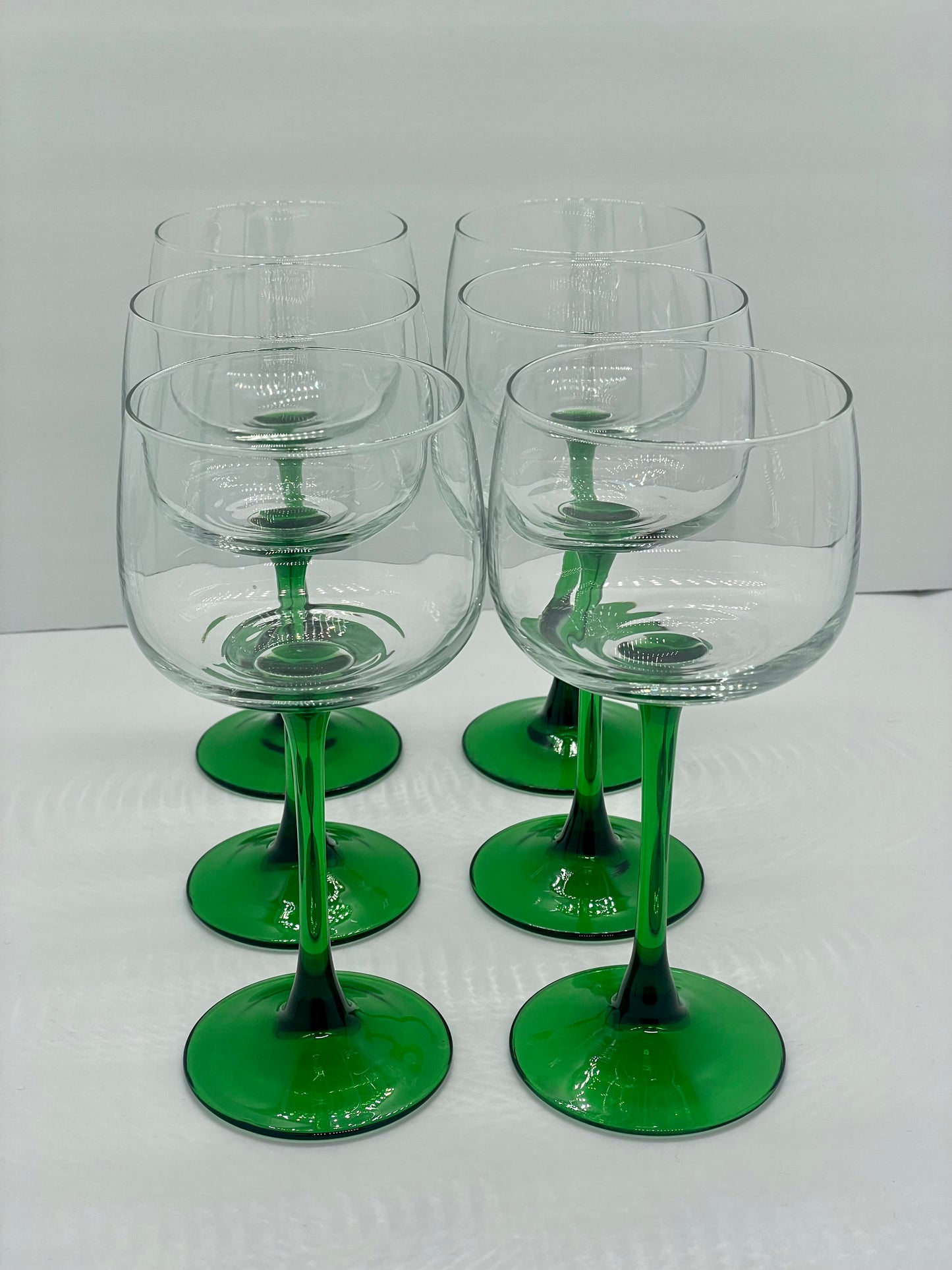 Vintage Luminarc France Wine Glasses — Hometings