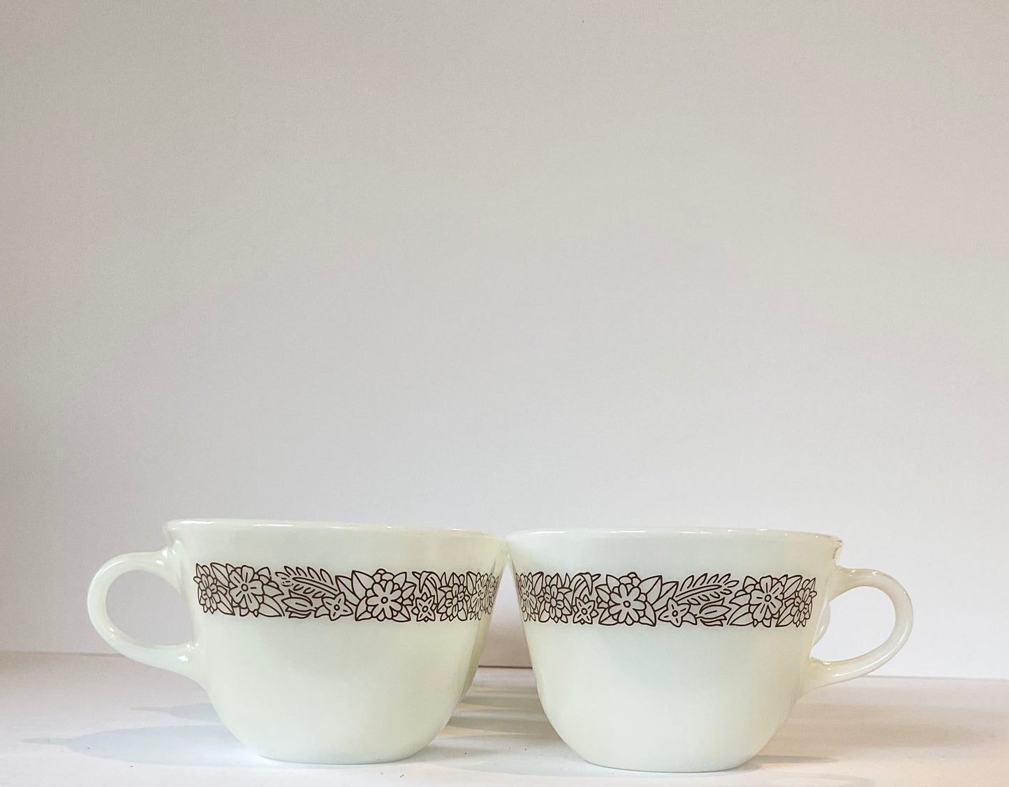 Vintage Pyrex Set of 8 8oz. Coffee/Tea Mugs, Woodland