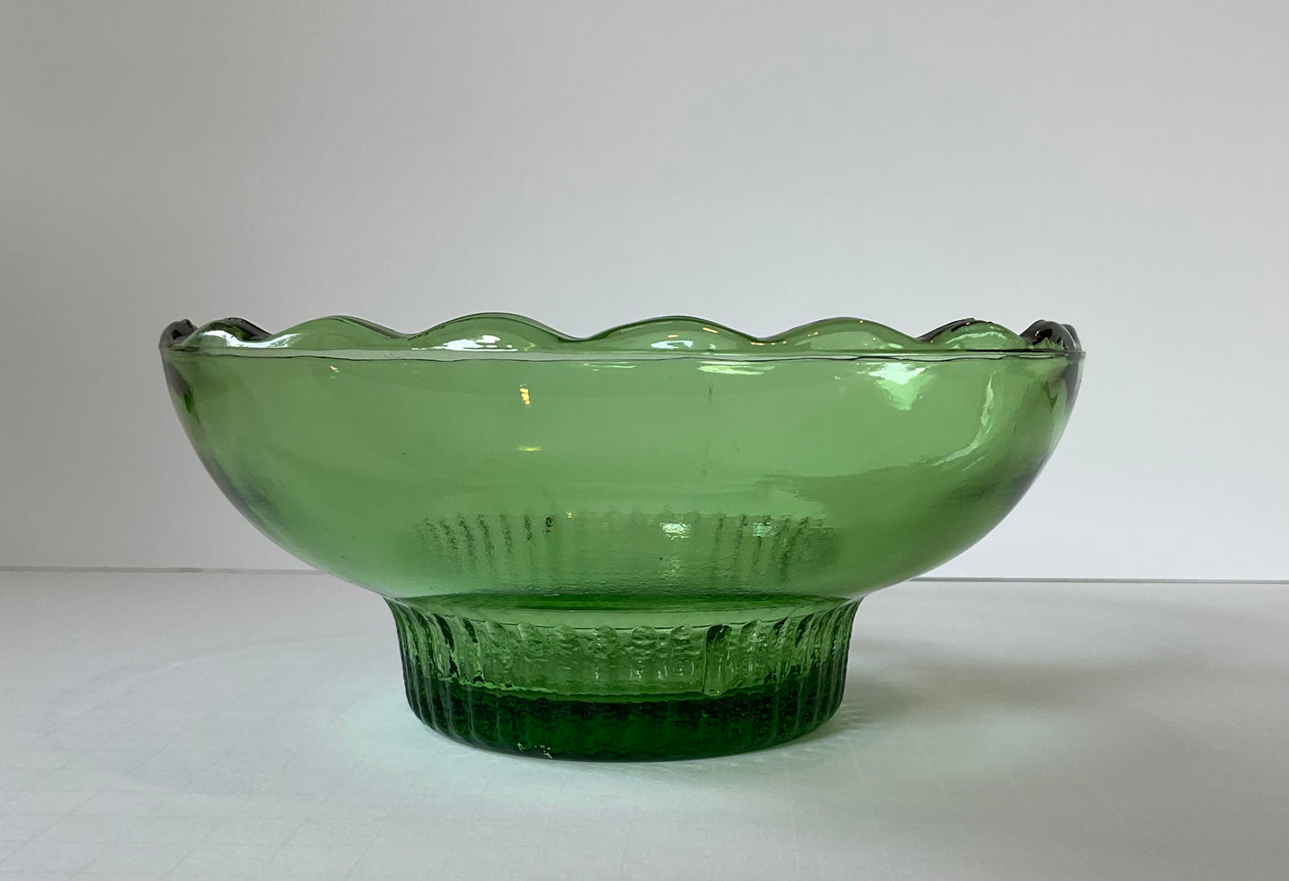 Vintage EO Brody Co Green Scalloped Edge Bowl