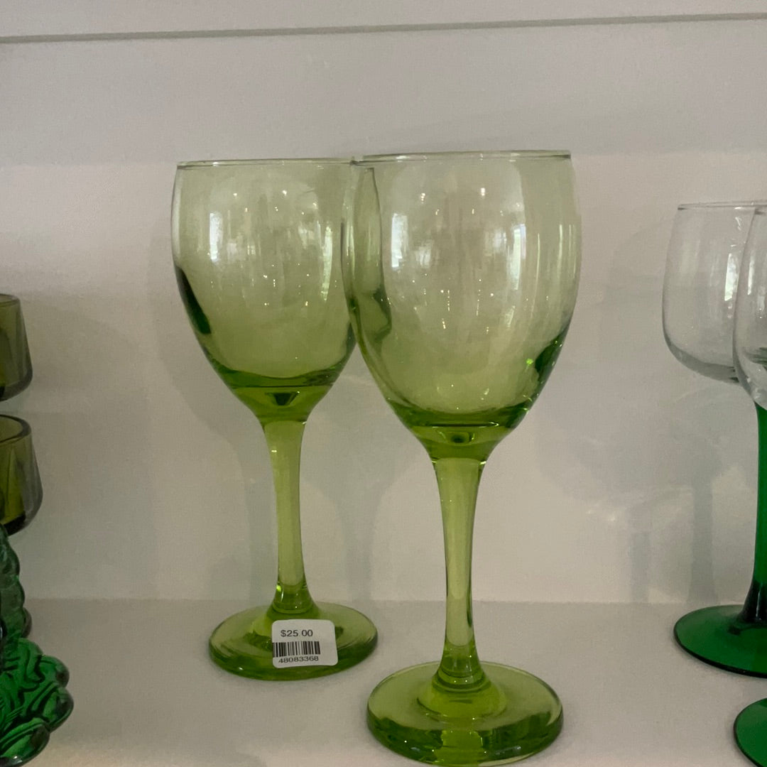 Set of 2, Cristal Copa Versalles Vino Lime/Apple Green Wine Glasses